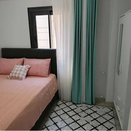 Marina Apartment *